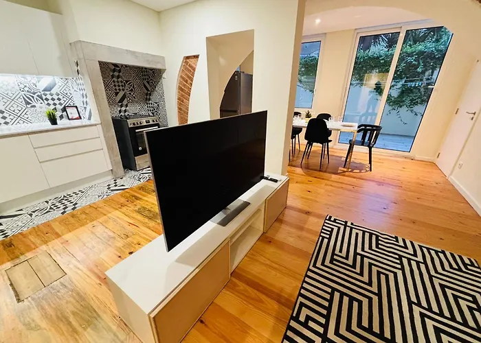 Апартаменти Lapa 25 Family And Friends Comfortable